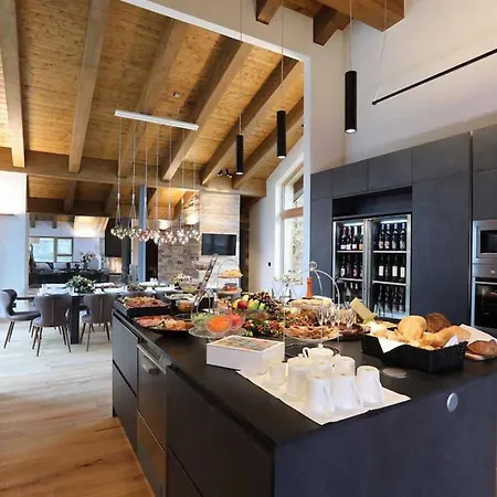 5br Luxurious Contemporary Mountain Вилла